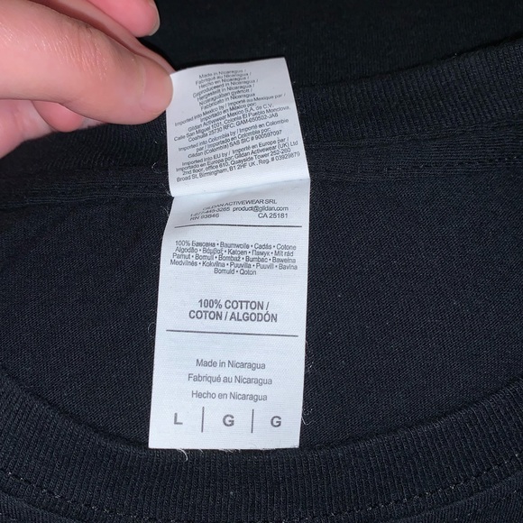 Batman logo men’s graphic tee shirt large 🤟 - Picture 11 of 11